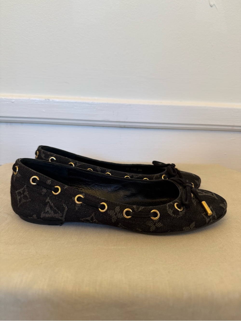 Louis Vuitton Monogram Denim Ballet Flats 36 Black Gold Lace Up Y2K - Picture 2 of 6